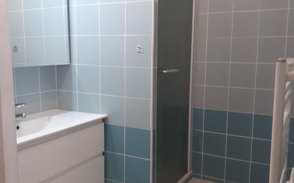 Appartement à vendre    3 pièces • 52 m2 Salon-de-Provence