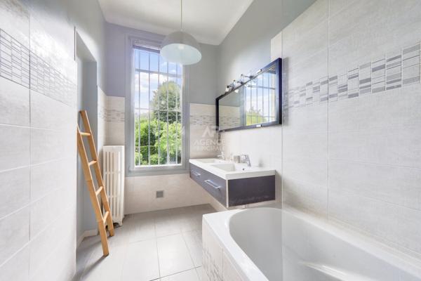 SEVRES RIVE GAUCHE - MAISON CONTEMPORAINE 1 670 000 € **  - Référence  698-S