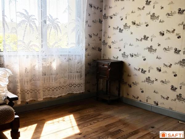 Maison individuelle sur grand terrain, à Celles sur Plaine