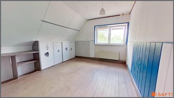 Maison familiale semi-mitoyenne avec jardin