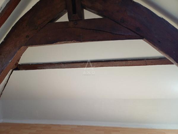 Maison  36 m²  de ville  à 100 m  de la gare de Auffay et tous commerces