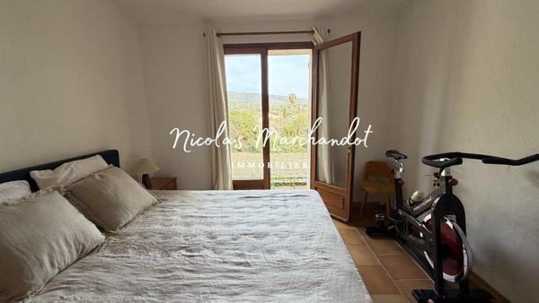 Maison provençale pleine de charme avec beau potentiel