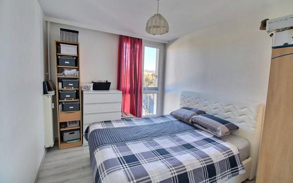 Appartement à vendre    5 pièces • 94,65 m2 Marseille 13