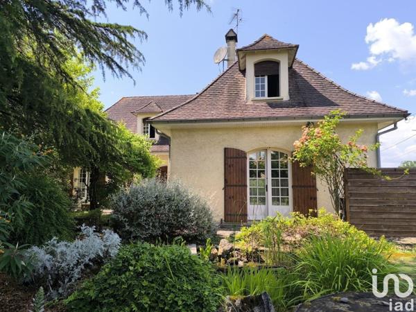 Maison 7 pièces de 196 m² à Pineuilh (33220)
