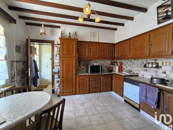 Maison 7 pièces de 196 m² à Pineuilh (33220)