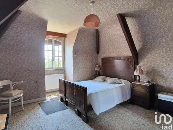 Maison 7 pièces de 196 m² à Pineuilh (33220)