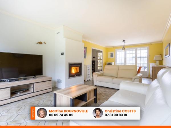 LA MONNERIE LE MONTEL : Grande maison entièrement rénovée