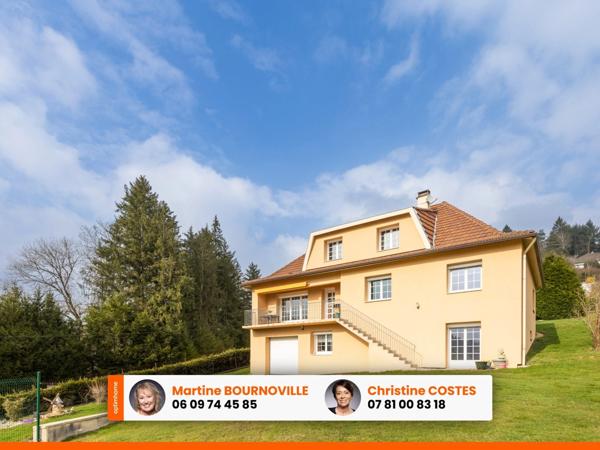 LA MONNERIE LE MONTEL : Grande maison entièrement rénovée