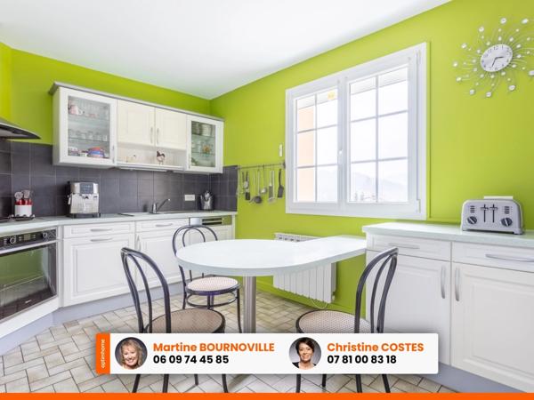 LA MONNERIE LE MONTEL : Grande maison entièrement rénovée