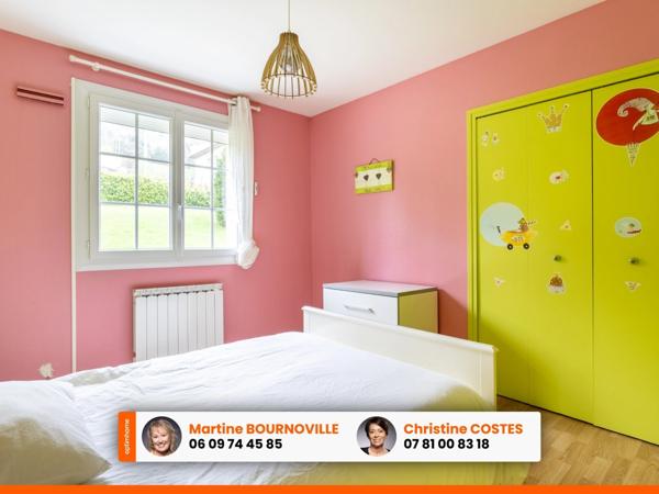 LA MONNERIE LE MONTEL : Grande maison entièrement rénovée