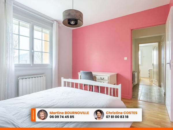 LA MONNERIE LE MONTEL : Grande maison entièrement rénovée