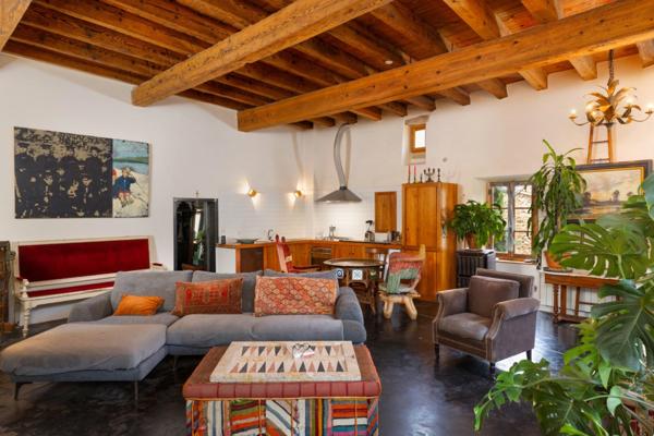 Maison de Caractère avec Tour du XVIIe siècle – Un Trésor Historique au Cœur d’Alet-les-Bains - 180 m²