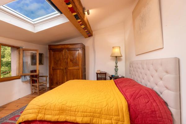 Maison de Caractère avec Tour du XVIIe siècle – Un Trésor Historique au Cœur d’Alet-les-Bains - 180 m²