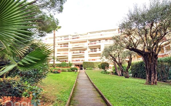 Appartement à vendre    2 pièces • 29,37 m2 Golfe Juan - Vallauris