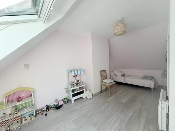 Vente                                                      Maison
                        
                     6 pièces                      121 m2                     à Villers-Cotterêts