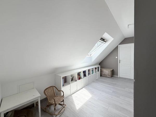 Vente                                                      Maison
                        
                     6 pièces                      121 m2                     à Villers-Cotterêts