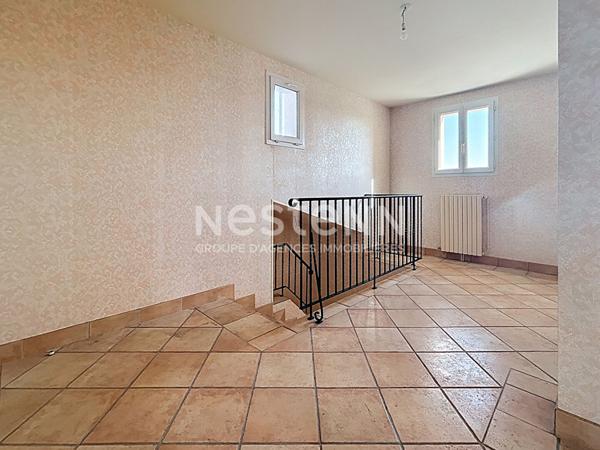 Maison provençale à vendre sur Vayrac : 145 m2 Habitable, Vue exceptionnelle, 3 chambres, Très grands volumes, Classe énergétique D, 2 Garages, Terrain arboré 2000m2