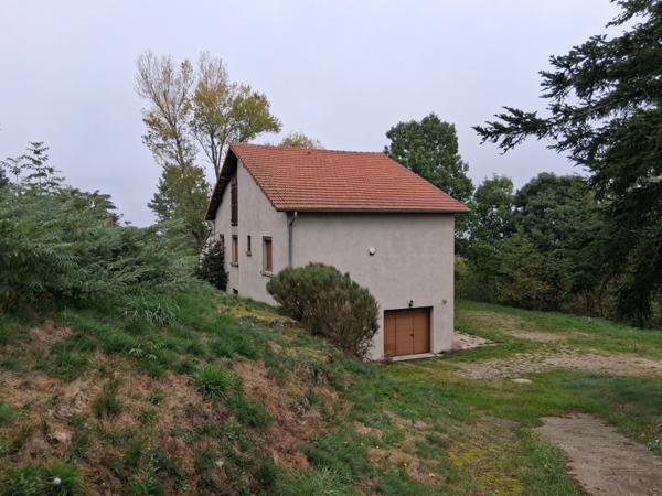 Maison meublée à louer 4 pièces – Saint-Ferréol-d’Auroure (43)