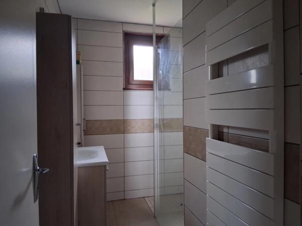 Maison meublée à louer 4 pièces – Saint-Ferréol-d’Auroure (43)