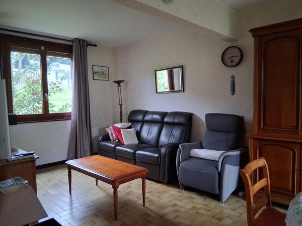 Maison meublée à louer 4 pièces – Saint-Ferréol-d’Auroure (43)