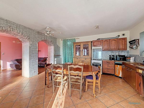 Maison de 195.46m2 sur parcelle de 953m2 à SEMONS