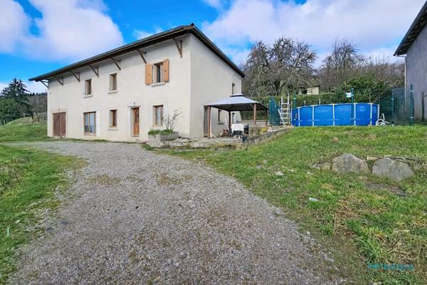 Maison de 195.46m2 sur parcelle de 953m2 à SEMONS