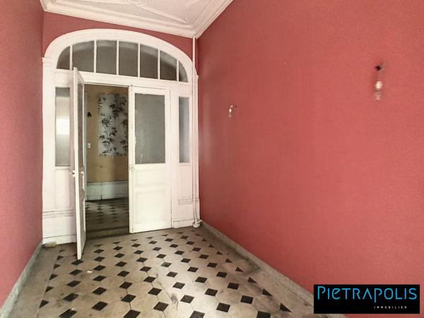 GRAND PLATEAU A AMENAGER A ST GEORGES DE RENEINS EN DUPLEX AVEC JARDIN