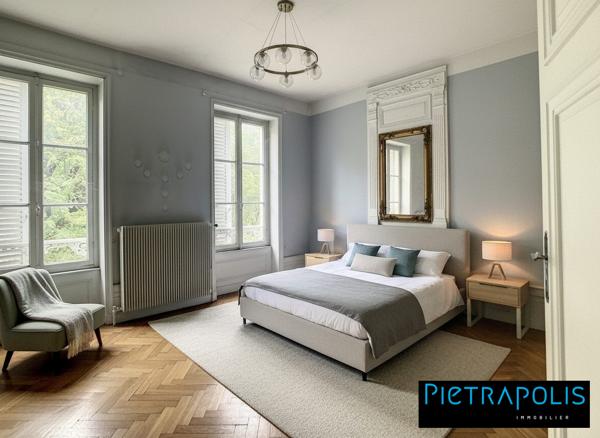 GRAND PLATEAU A AMENAGER A ST GEORGES DE RENEINS EN DUPLEX AVEC JARDIN