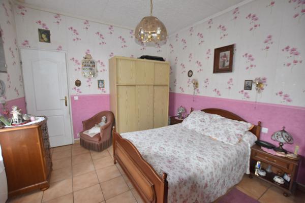 MAISON INDIVIDUELLE - 4 PIECES - 2 CHAMBRES sur 125M2 de TERRAIN