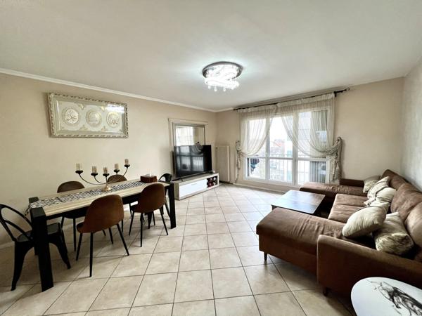 Le Blanc-Mesnil (93150) 3 Pièces avec garage, balcon, cave proche futur métro