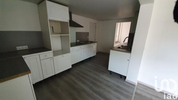 Maison 7 pièces de 137 m² à Saint-Amans-Soult (81240)