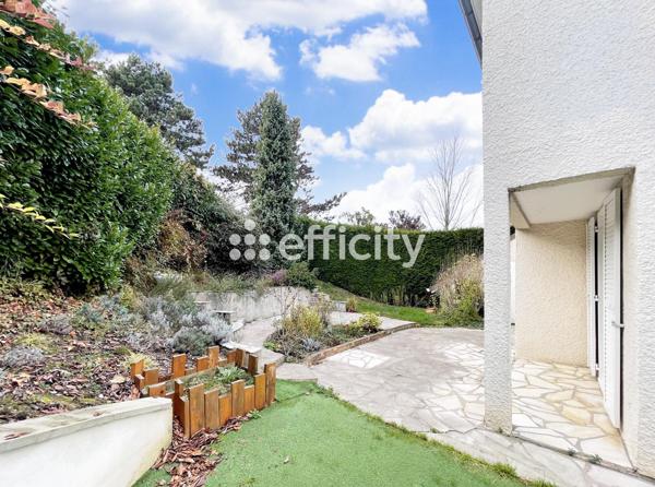 Maison 7 pièces - 140 m² Exclusivité efficity