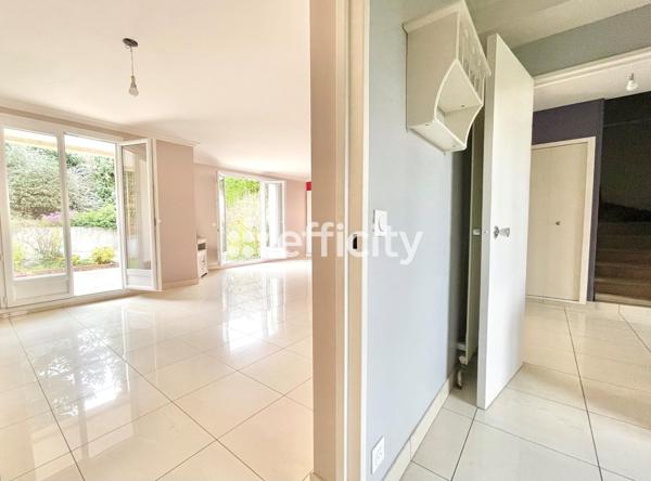 Maison 7 pièces - 140 m² Exclusivité efficity