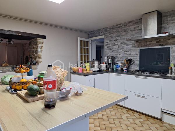 Maison en pierre de 220 m²