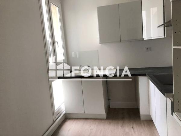 Location Appartement 3 pièces 76.08 m² - 13 COURS DU GENERAL DE GAULLE Gradignan 33170