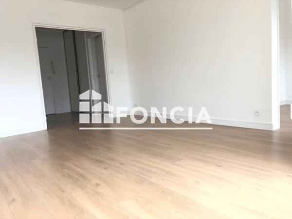 Location Appartement 3 pièces 76.08 m² - 13 COURS DU GENERAL DE GAULLE Gradignan 33170