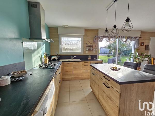 Maison 4 pièces de 100 m² à La Chevrolière (44118)