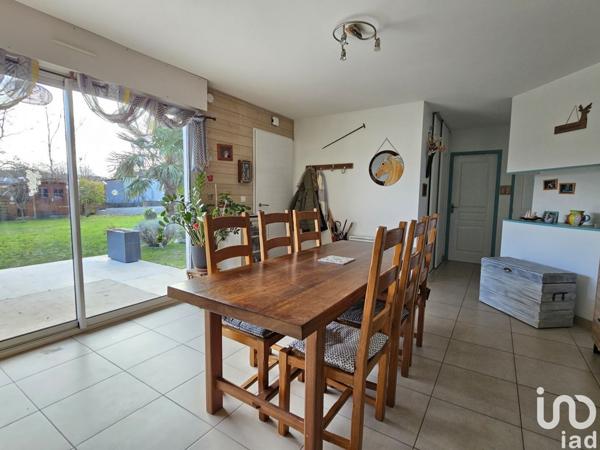 Maison 4 pièces de 100 m² à La Chevrolière (44118)