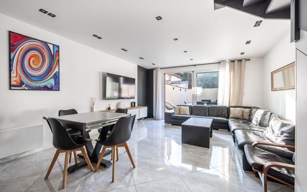 Maison à vendre    4 pièces • 120 m2 Maisons-Alfort