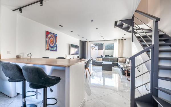 Maison à vendre    4 pièces • 120 m2 Maisons-Alfort