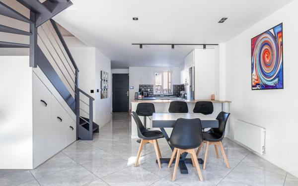 Maison à vendre    4 pièces • 120 m2 Maisons-Alfort