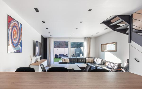 Maison à vendre    4 pièces • 120 m2 Maisons-Alfort