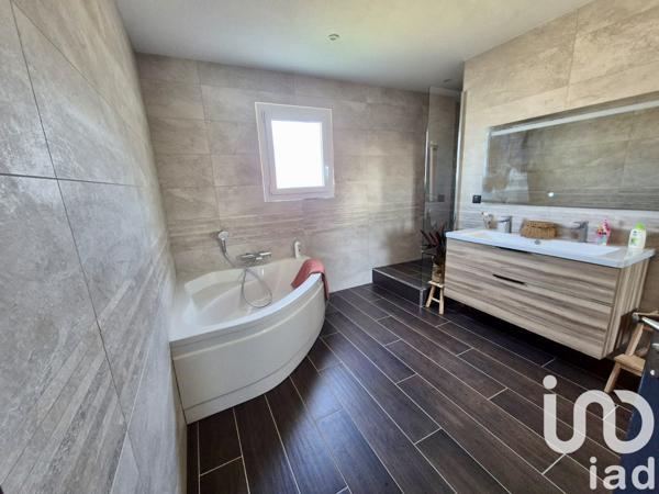 Maison à vendre 5 pièces 180 m² Châtellerault