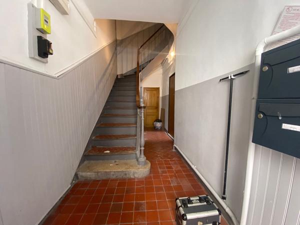 Secteur 5 avenues Longchamp Appartement type 3/4 en rez de chaussée