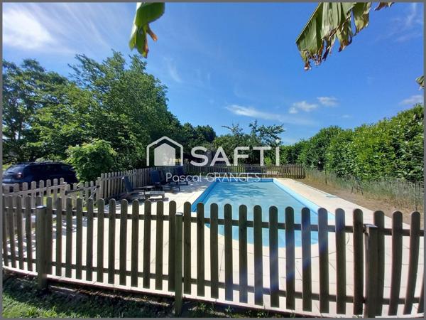 Maison pierre 430m2, Gites et chambres d'hotes avec piscine.