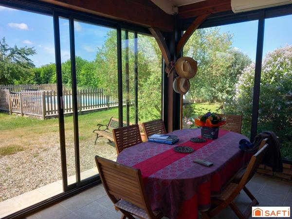 Maison pierre 430m2, Gites et chambres d'hotes avec piscine.