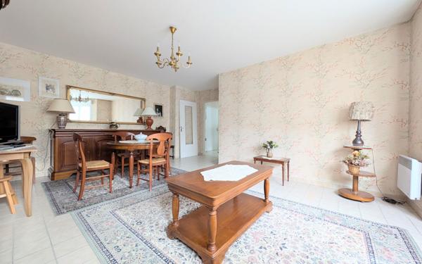 Appartement à vendre    2 pièces • 68,70 m2 Chartres