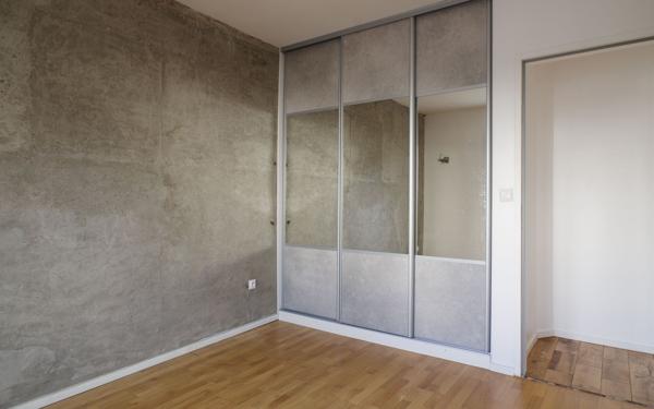 Appartement à vendre    3 pièces • 73,19 m2 Lyon 3