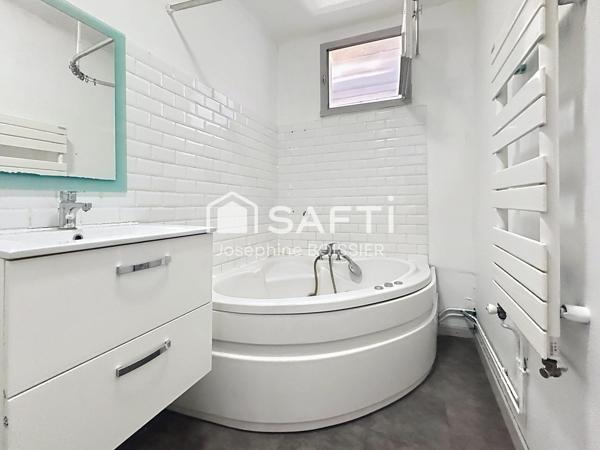 A VISITER SUR LE PONTET (84)  - APPARTEMENT DE 66 M² ENV. 2 CHAMBRES