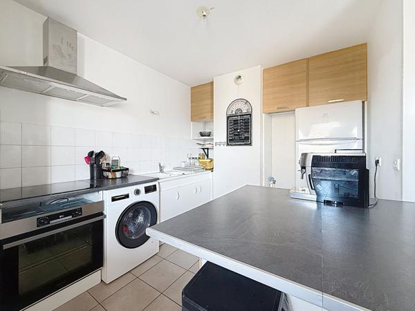 VICTOR HUGO - appartement 112 m² lumineux traversant 4 chambres 2 balcons 1 garage un stationnement